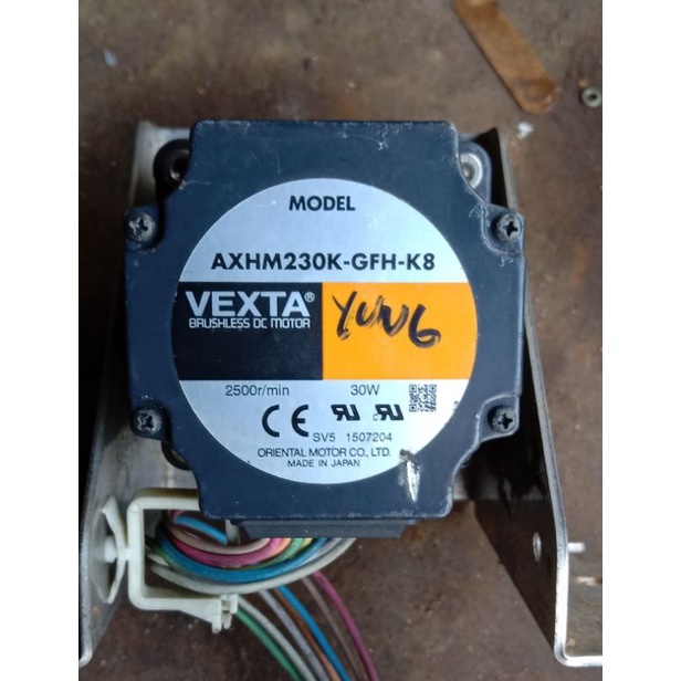 Vexta Brushless AXHM230K-GFH-K8 300W