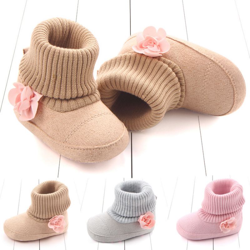 Sepatu prewalker hangat babygirl rose import