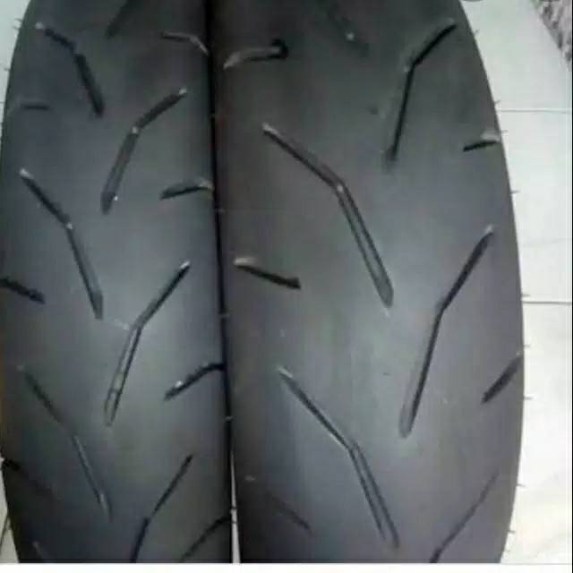 Sepasang ban aerox copotan