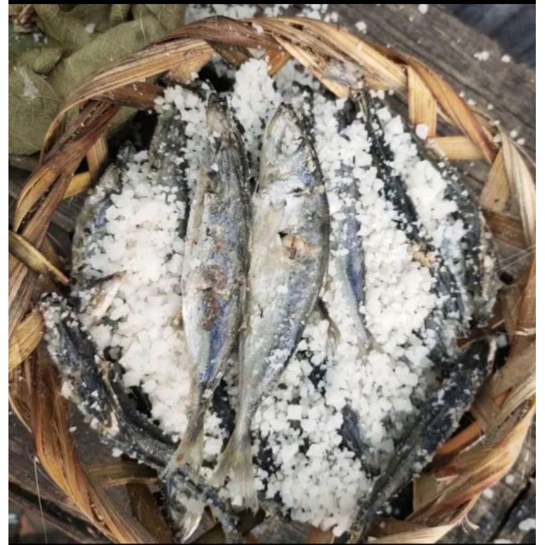 

Ikan Pindang Asin keranjang