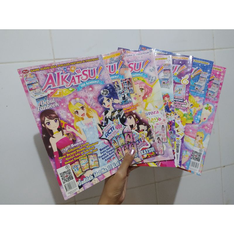 Aikatsu Debut Fanbook, Fanbook Lesson, Fanbook Stage +card