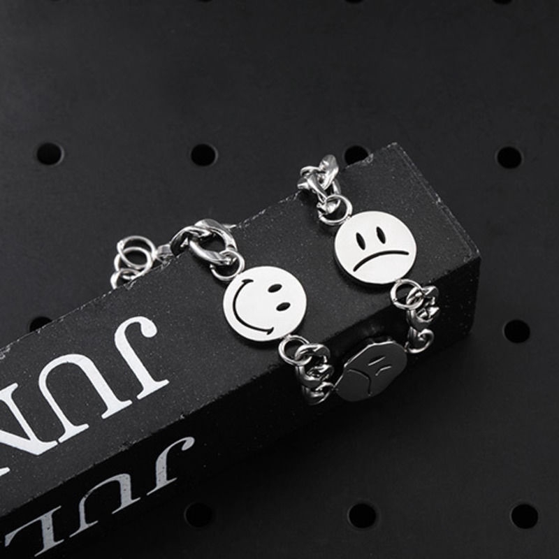 Emoji Smiley Bracelet Korean Version Of The Tide Simple Personality Street Hip-hop