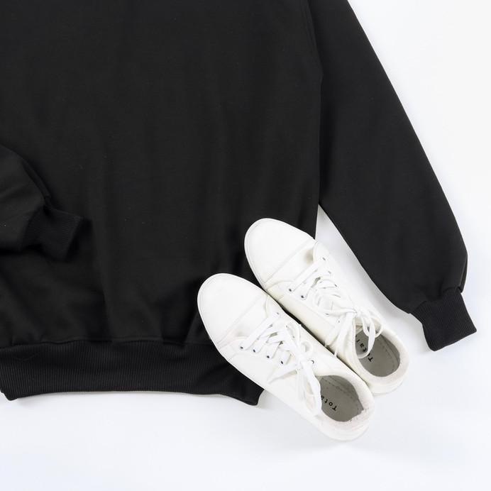 ℗ CLOSETWEAR BASIC SWEATER POLOS HITAM ℮