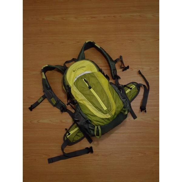 DAYPACK COLUMBIA SECOND PRELOVED.