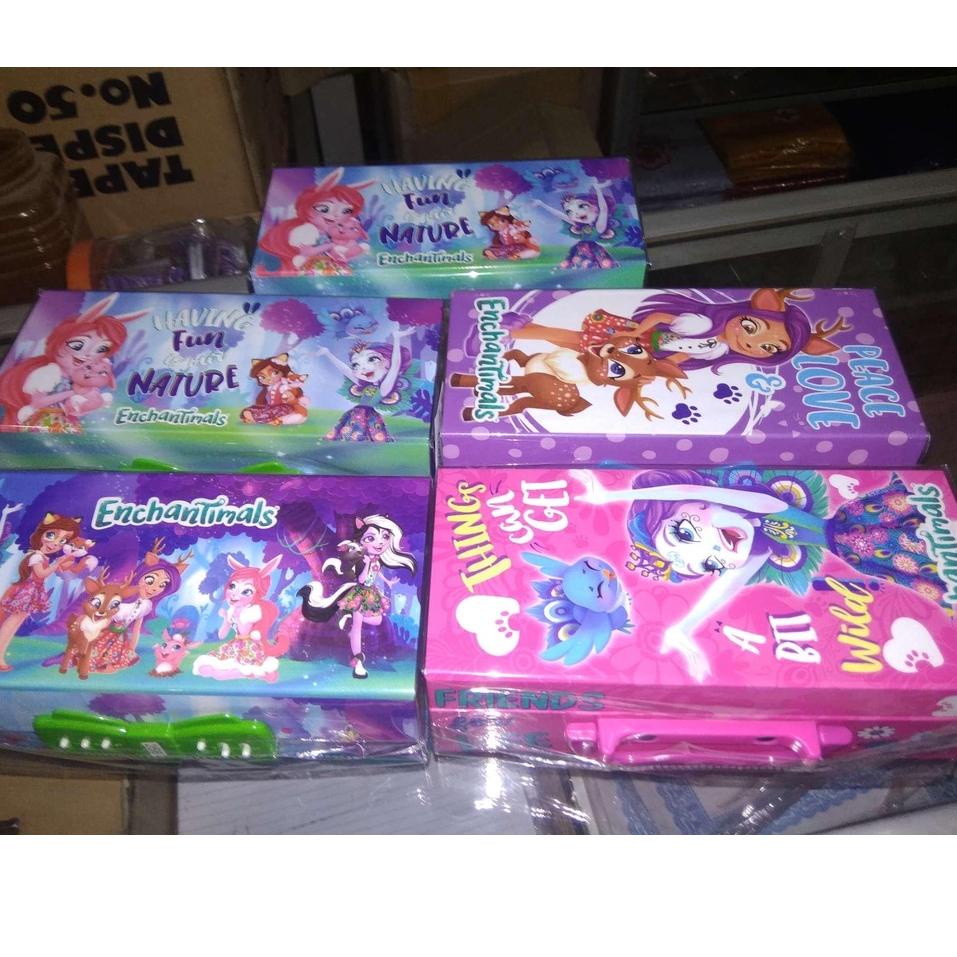 

Ready Siap Kirim Kotak Pensil Tingkat Karakter Kode Kunci / tepak tempat wadah pulpen spidol penghapus penggaris