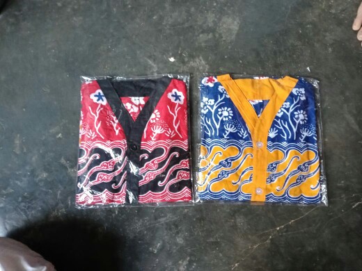 Set Baju Tidur Batik Anak Motif Cerah Untuk Usia 1-5 Tahun Laki-laki Dan Perempuan.