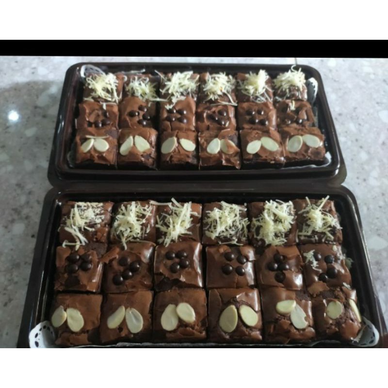 

BrownisSekat