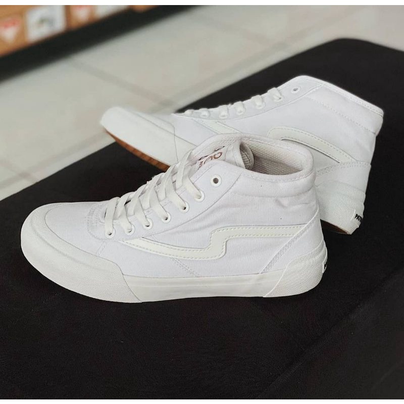 Patrobas ivan high triple white