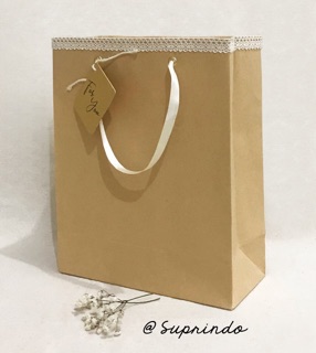 Paperbag Kraft Renda/ Kantong Kado uk. 20 x 9 x 25 cm