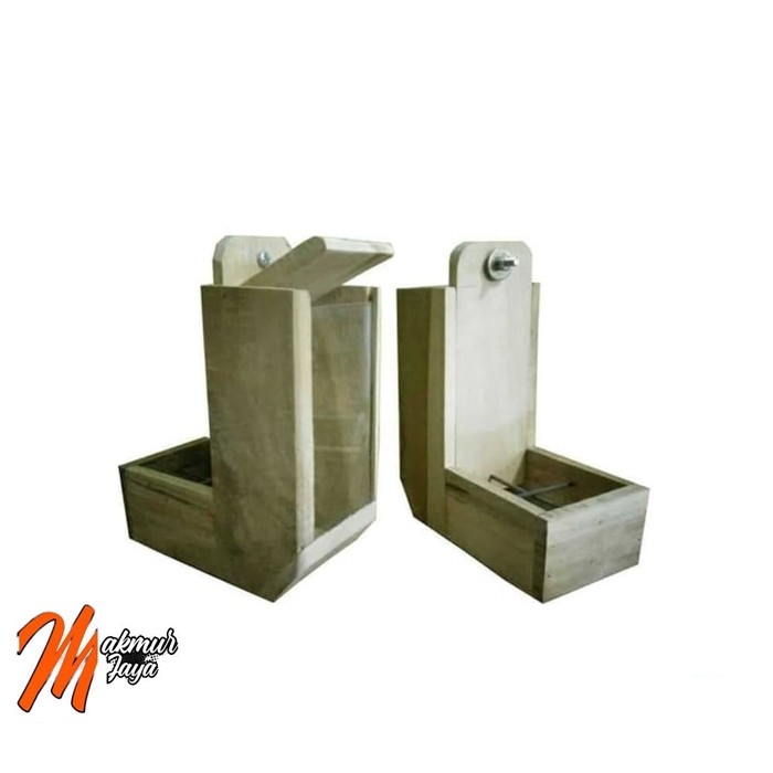 Tempat Pakan Burung Lovebird Dari Kayu