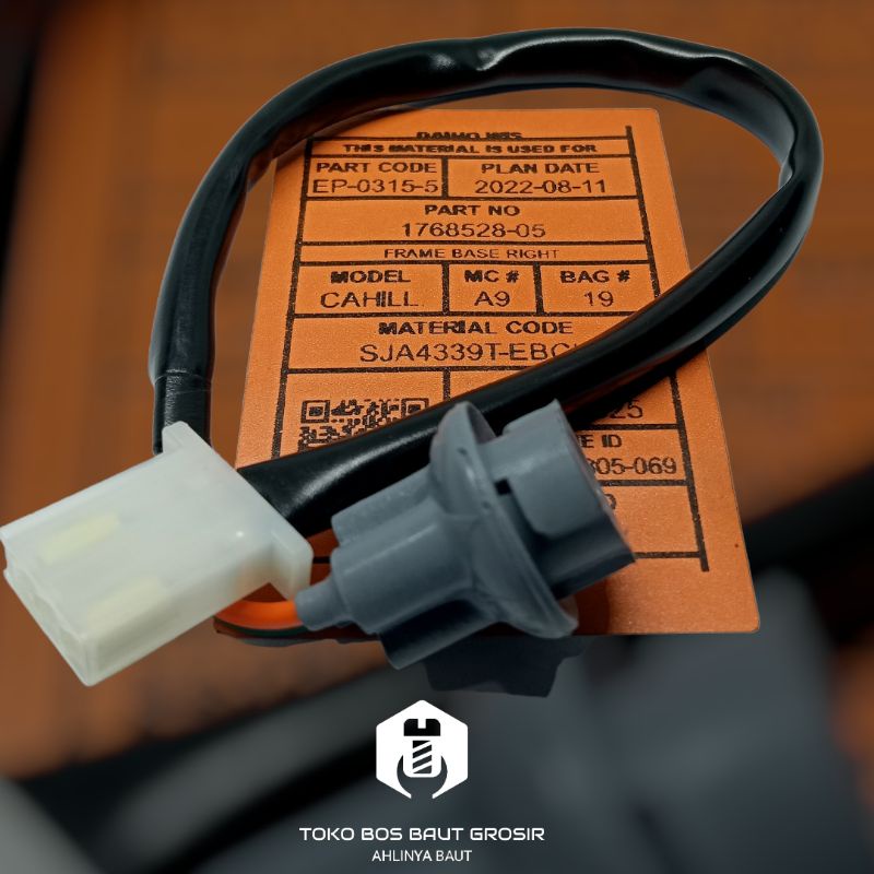 FITTING SOKET LAMPU SEIN HONDA VARIO