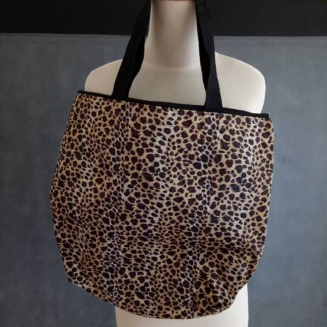 Tas macan tutul