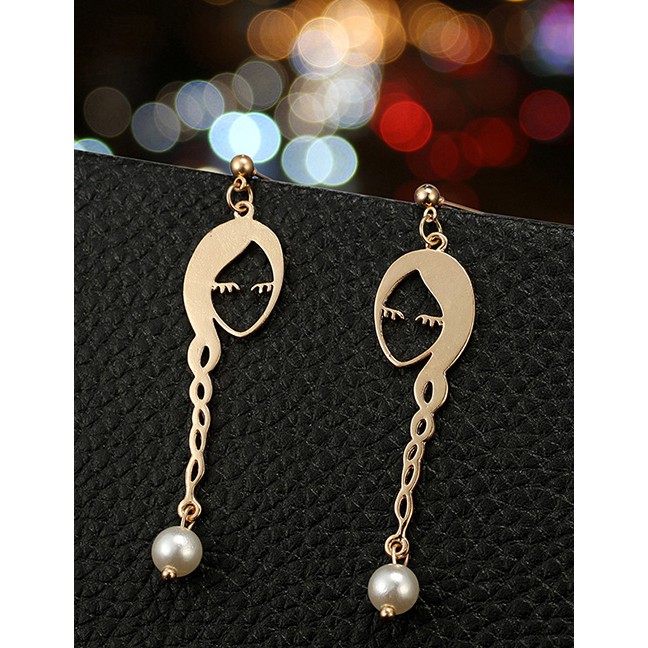 LRC Anting Tusuk Fashion Gold Color Girl Shape Decorated Earrings