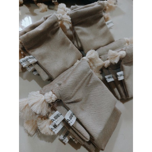 Custom Pouch Velvet Kecil Medium