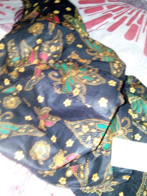 Hem Sogan Kobis Kemeja Batik Lengan Pendek