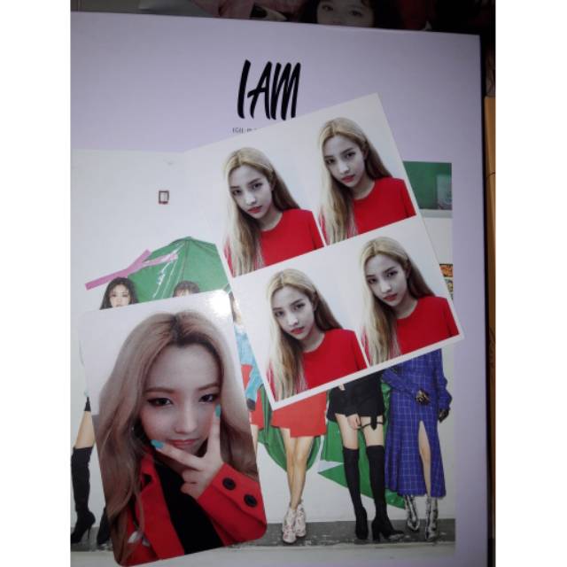 (G)-IDLE Photocard I Am Album (want to sell/trade)