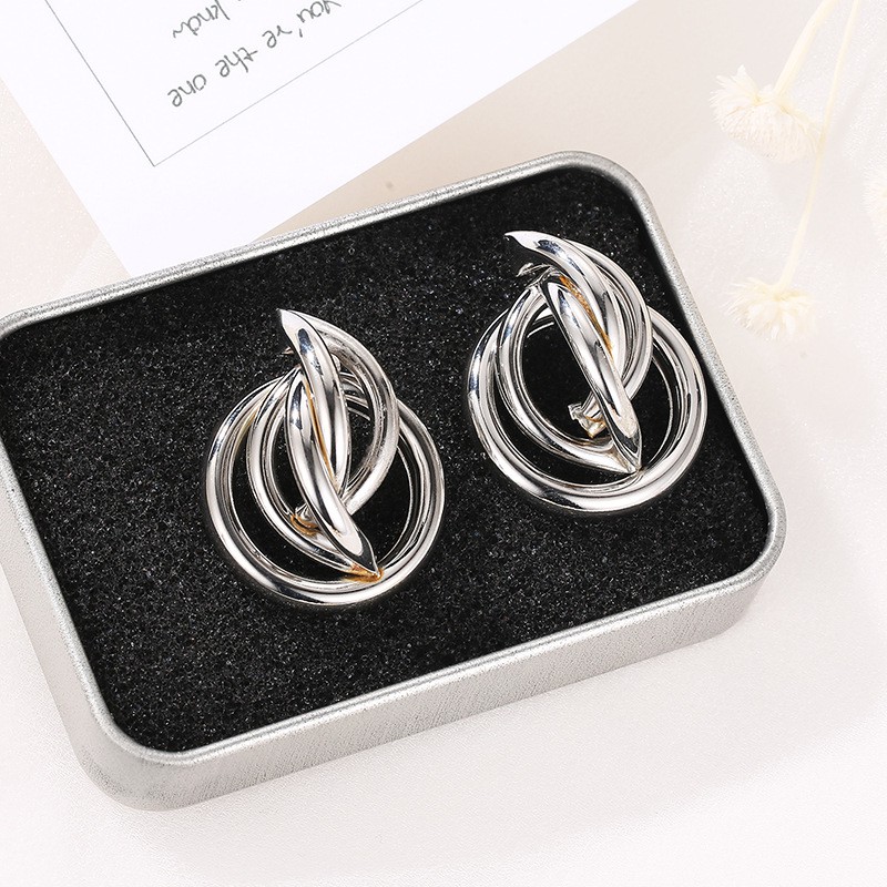 Anting geometris tidak teratur Gaya Eropa dan Amerika lingkaran anting stereo lipat