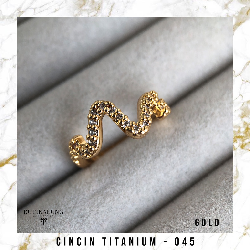 LYRA - Cincin Tunangan Cincin Emas Ring Titanium Lapis Emas Stainless Steel Anti Karat 045