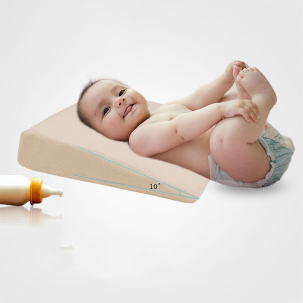 elevated pillow for baby