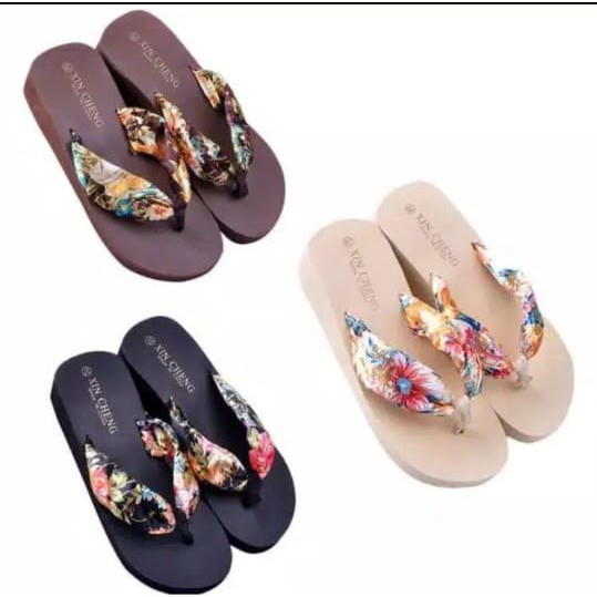 Wedges Jepit Spon Bunga Batik