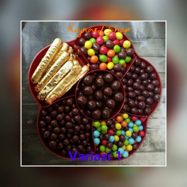 

Coklat Lebaran Paket Coklat Delfi Lagie Toples Bunga