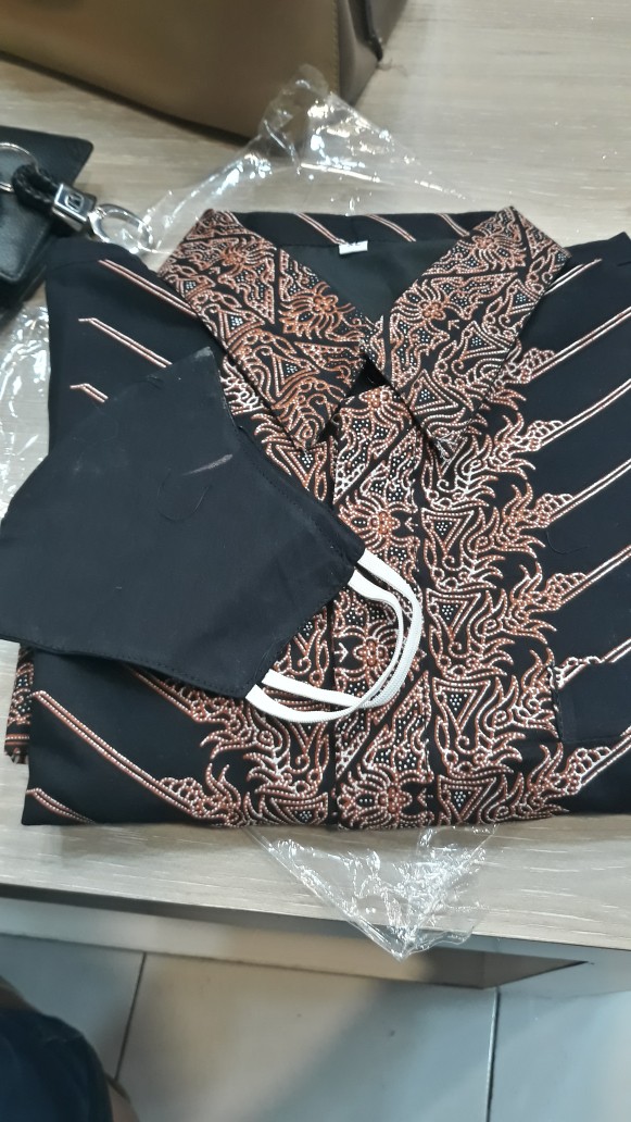 Atasan Kemeja Batik  Pria Lengan Panjang Premium Mangkubumi Jokowi Full Furing Rajasakti Solo Ori
