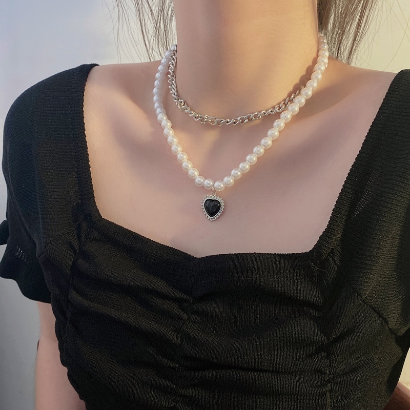 Kalung Rantai Klavikula Hias Liontin Hati Mutiara Model Lapis Ganda Warna Hitam Gaya Retro