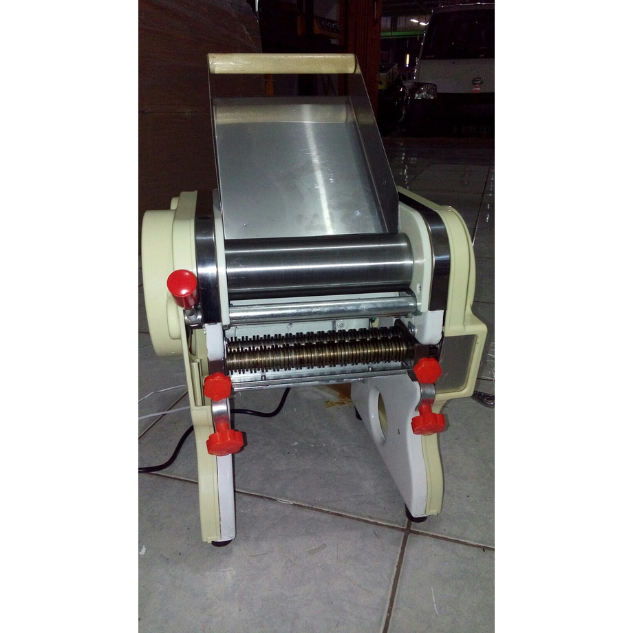 MESIN ROLL & POTONG MIE PORTABLE / MESIN PEMBUAT MIE GETRA DHH 180C