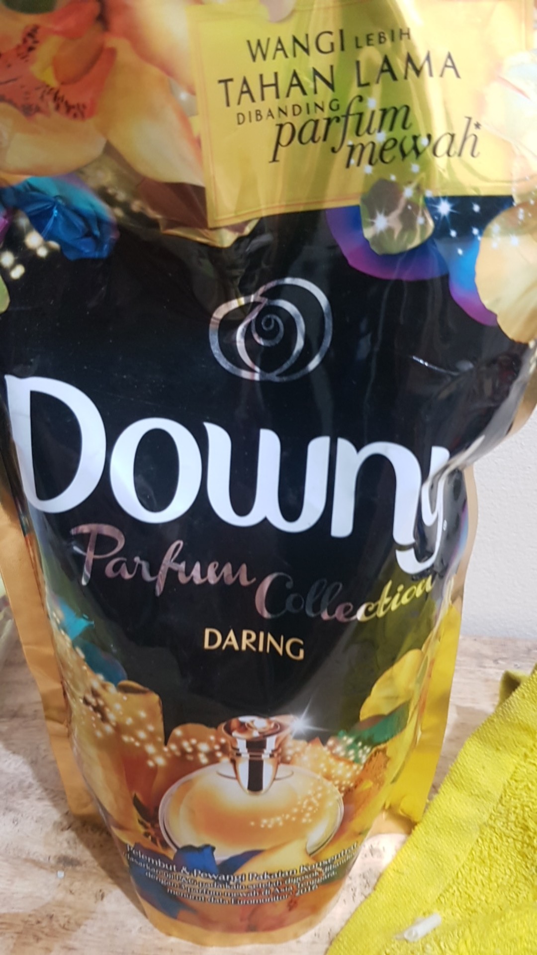 Downy Daring Parfum Colection 680 Ml