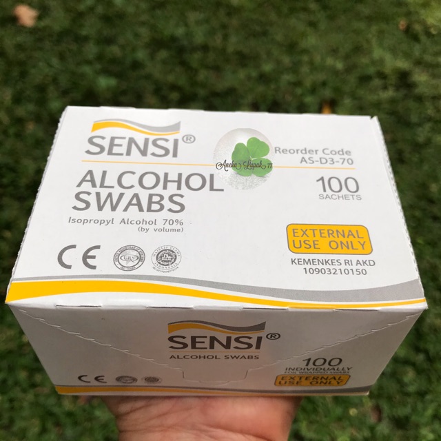 Alcohol Swab Sensi isi 100 pcs