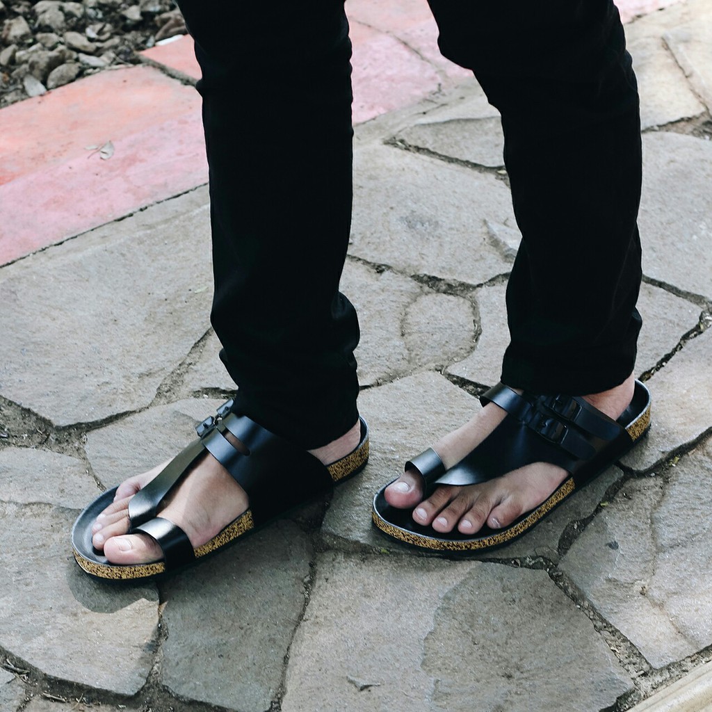 Alfaro Full Black | Sendal Jepit Tali Kulit Simpel Kayu Pria Cowok Sandal Footwear | FORIND x Zensa