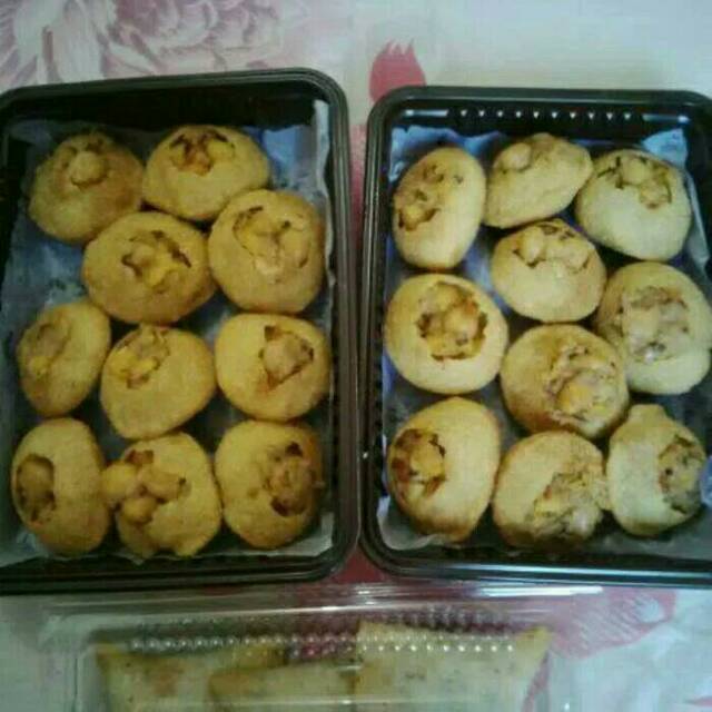 

Pani puri siap makan