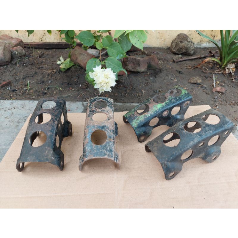 PANGKON MESIN MEGAPRO COPOTAN MOTOR