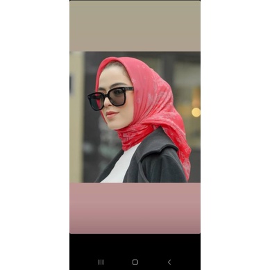 Buttonscarves El mar Minorca Conch