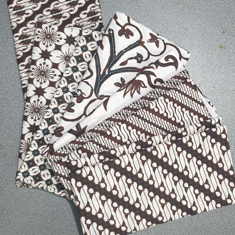 Kain Batik H Santoso AAA motif Kawung Parang Bunga Putih / Jarik Jogjaan