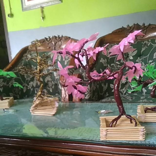 Ornamen bonsai