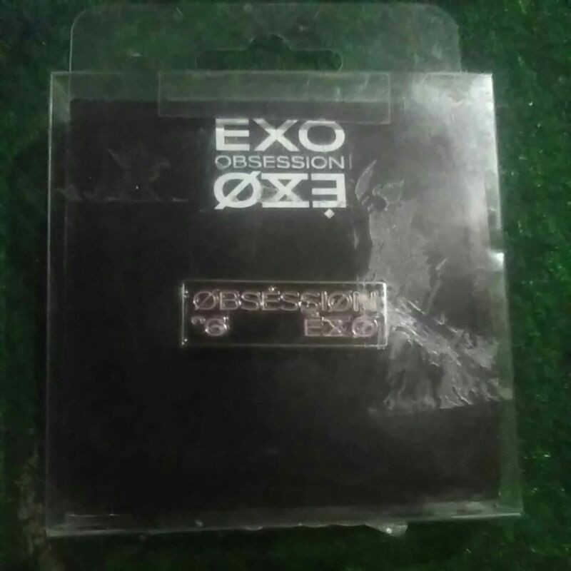 [READY] OFFICIAL GOODS EXO OBSESSION BADGE