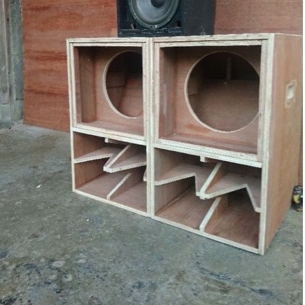 BOX SPEAKER 8 INCH SINGLE MODEL CBS