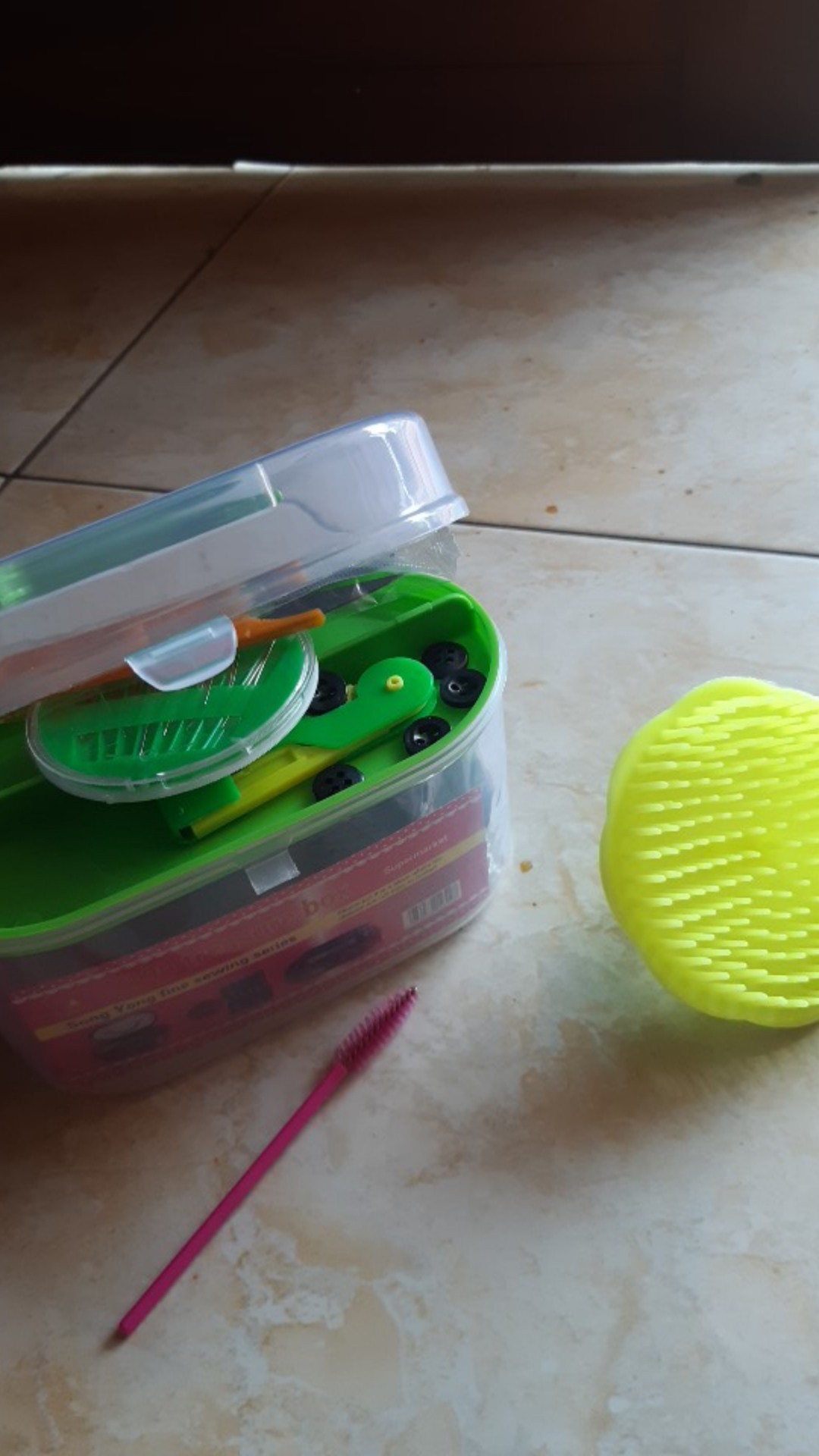 [250g] Alat Jahit 1 Set Peralatan Menjahit Lengkap Kemasan Kotak Sewing Kit