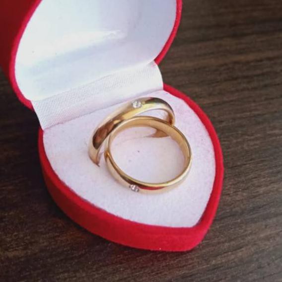 Produk Terbatas TERLARIS cincin tunangan titanium lapis emas anti karat FREE box love, lt0.....