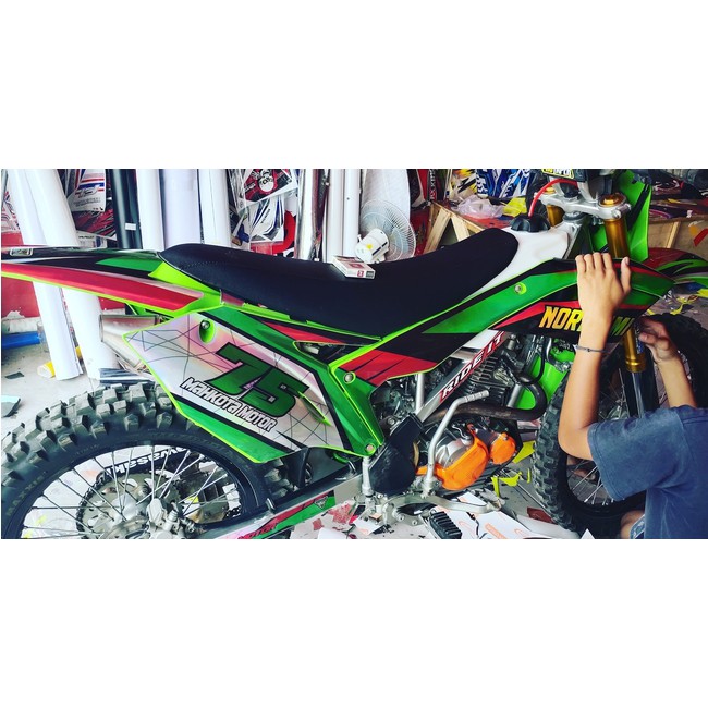 decal klx KX 250 keren decal klx KX 250 simpel decal klx bf gold decal klx supermoto