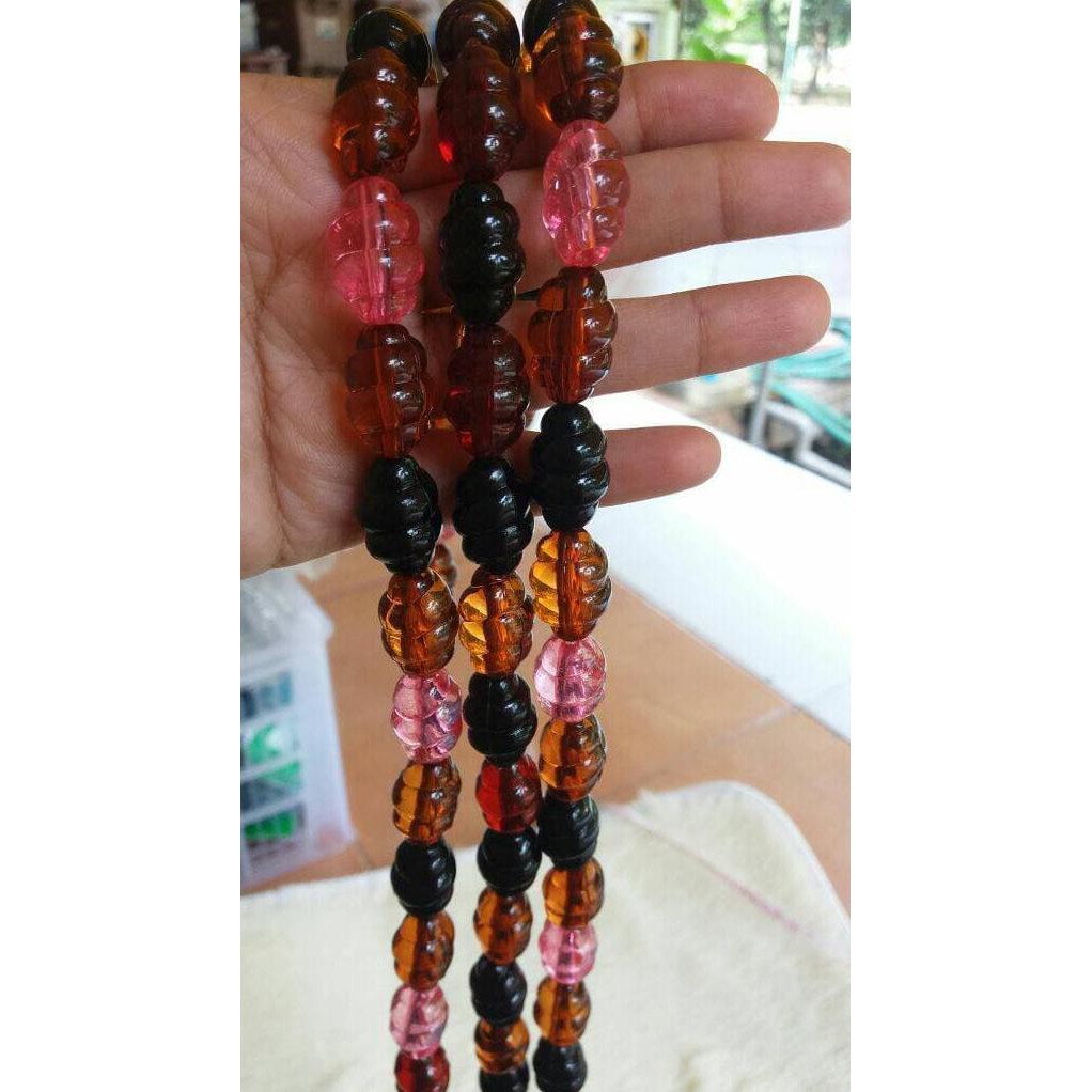 

Dapatkan Manik Manik Akrilik Lonjong Plintir ( 1 Renteng ) ( Das ) Dijamin Ori