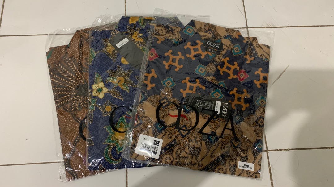 Odza Kemeja Batik Slim Fit Short Sleeves