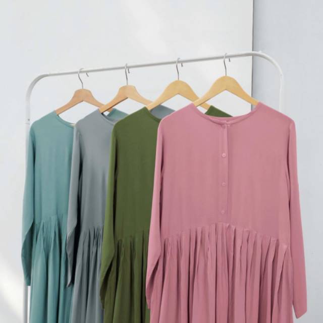 INAYAH Basic Dress by Vanilla Hijab