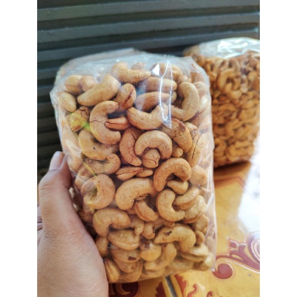 

KACANG MENTE GORENG 500 gr