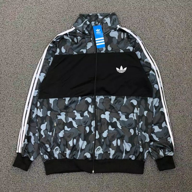 JACKET ADIDAS TRCKTOP CAMO STRIP | OUTERWARE | SWEATER