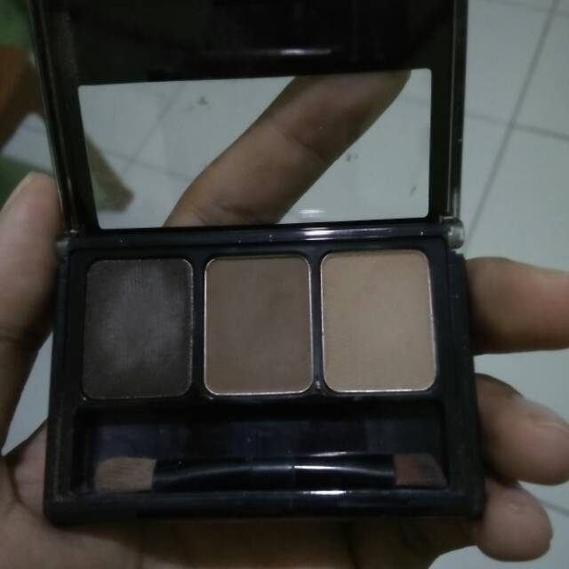 Preloved Fashionbrow Maybelline eyebrow powder kit