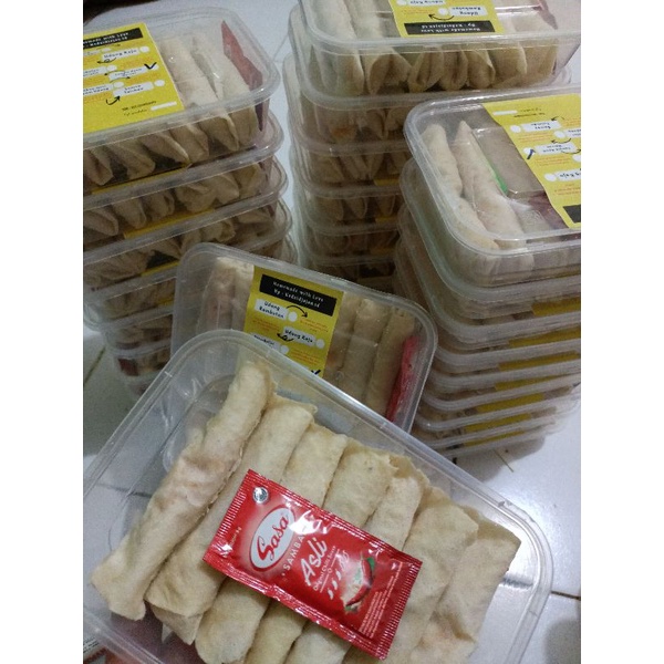 

Lumpia Ayam Mercon (Frozen)