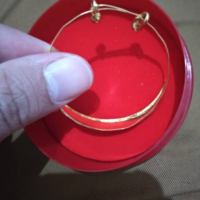 Gelang emas bandul lonceng