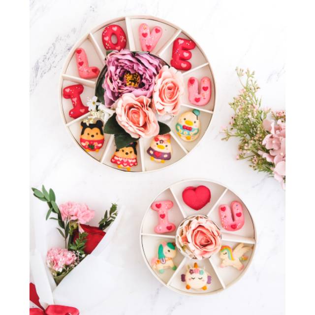 

ARTIFICIAL FLOWER BLOOM BOX